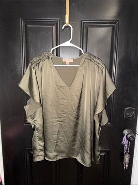 Philosophy Olive Green V-Neck Flutter Sleeve Blouse